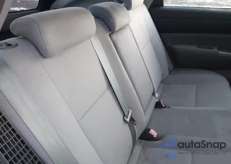 2004 Toyota Prius from USA, damaged, VIN JTDKB22U540069058